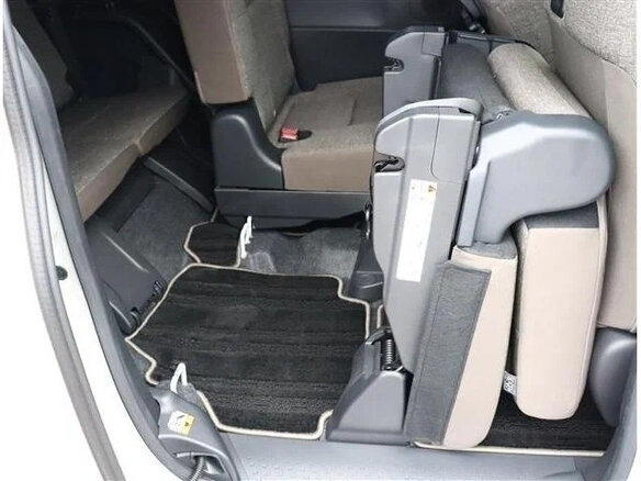 2022 Toyota Sienta III, белый, 1091027 рублей - вид 24