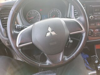 2014 Mitsubishi Outlander III Рестайлинг, чёрный, 1560000 рублей, вид 5
