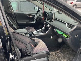 2019 Toyota RAV4 V (XA50), чёрный, 2400000 рублей, вид 4