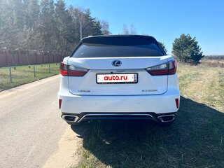 2016 Lexus RX 200t IV, белый, 4000000 рублей, вид 4