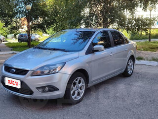 2008 Ford Focus II Рестайлинг, серебристый, 450000 рублей, вид 1