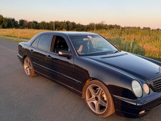 1999 Mercedes-Benz E-Класс 200 II (W210, S210) Рестайлинг, синий, 500000 рублей, вид 1