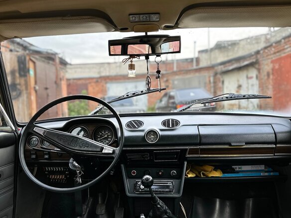 1991 Lada (ВАЗ) 2106, бежевый - вид 7