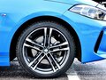 2020 BMW 1 серии 118d III (F40), синий, 3050000 рублей - вид 10