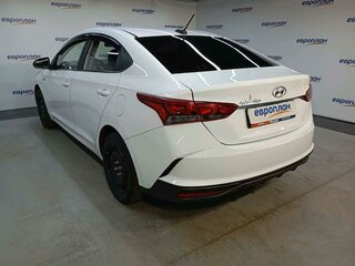 2021 Hyundai Solaris II Рестайлинг, белый, 1073073 рублей, вид 4