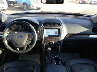 2018 Ford Explorer V Рестайлинг, чёрный, 2200000 рублей, вид 5