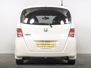 2010 Honda Freed I, белый, 1159000 рублей, вид 4