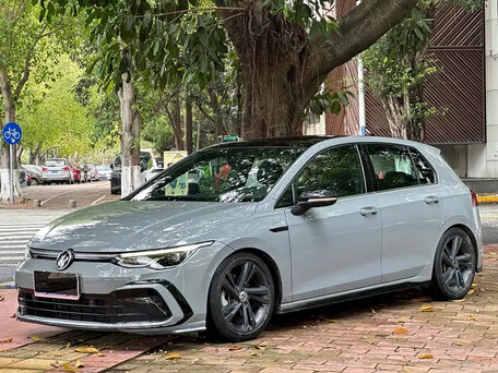 Volkswagen Golf VIII