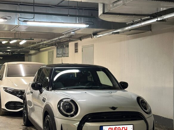 2022 Mini Hatch Cooper III (F55/F56) Рестайлинг 2, серебристый, 2850000 рублей - вид 29