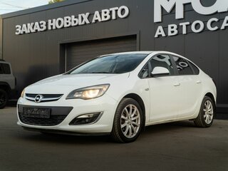 2013 Opel Astra J Рестайлинг, белый, 840000 рублей, вид 1