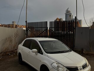 2009 Nissan Tiida Latio I, белый, 540000 рублей, вид 2