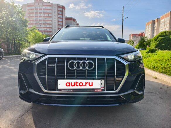 2020 Audi Q3 45 TFSI II (F3), синий, 3450000 рублей