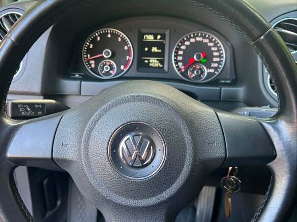 2011 Volkswagen Golf Plus II, серебристый, 540000 рублей - вид 10