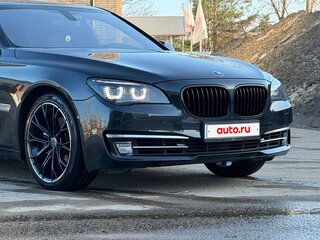2013 BMW 7 серии Long 740Li xDrive V (F01/F02/F04) Рестайлинг, серый, 2000000 рублей, вид 1