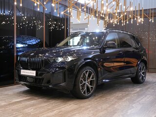 2024 BMW X5 Long 30Li IV (G05/G18) Рестайлинг, чёрный, 8815000 рублей, вид 1
