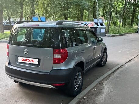 2011 Skoda Yeti I, серый, 560000 рублей, вид 3