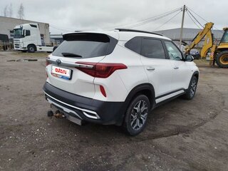 2021 Kia Seltos I, белый, 2090000 рублей, вид 3