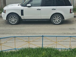 2011 Land Rover Range Rover Supercharged III Рестайлинг 2, белый, 1900000 рублей, вид 4