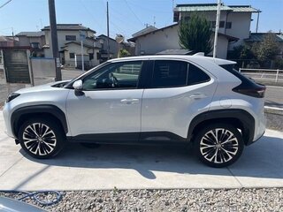 2023 Toyota Yaris Cross I, белый, 1800000 рублей, вид 5