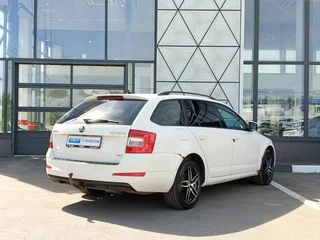 2013 Skoda Octavia III (A7), белый, 1079000 рублей, вид 5