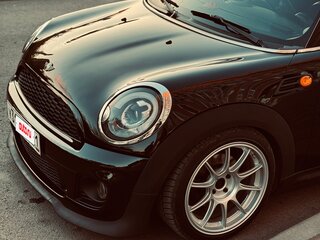 2010 Mini Hatch Cooper II (R56) Рестайлинг, чёрный, 950000 рублей, вид 1