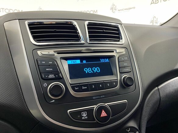 2016 Hyundai Solaris I Рестайлинг, белый - вид 16