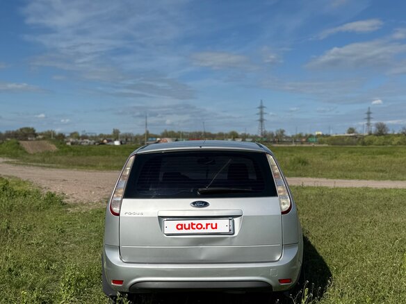2011 Ford Focus II Рестайлинг, серебристый, 600000 рублей - вид 12