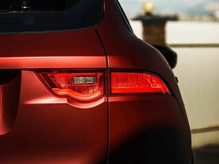 2020 Jaguar F-Pace I, красный, 4444000 рублей, вид 3