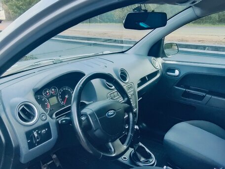 2007 Ford Fusion I Рестайлинг, серебристый, 450000 рублей, вид 5