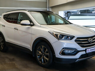 2017 Hyundai Santa Fe III Рестайлинг, белый, 2200000 рублей, вид 3