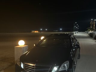 2012 Mercedes-Benz E-Класс 200 7G-Tronic IV (W212, S212, C207), чёрный, 1450000 рублей, вид 1