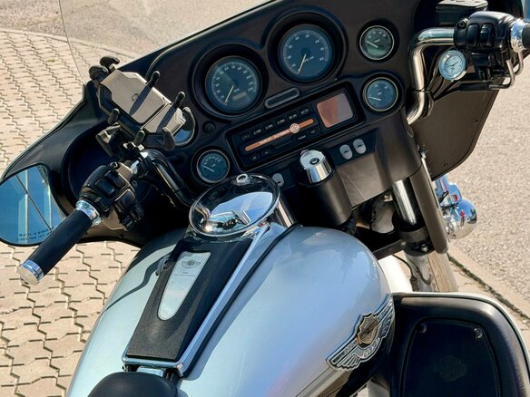 2003 Harley-Davidson Electra Glide, серебристый, 690000 рублей - вид 23