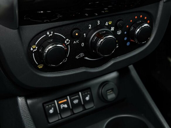 2025 Lada (ВАЗ) Largus CNG I Рестайлинг, белый - вид 17