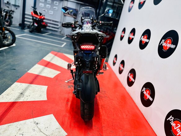 2024 Triumph Tiger 1200, серебристый, 1780000 рублей - вид 7