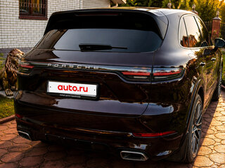 2018 Porsche Cayenne III, коричневый, 7300000 рублей, вид 5