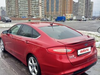 2013 Ford Fusion (North America) II, красный, 500000 рублей, вид 2