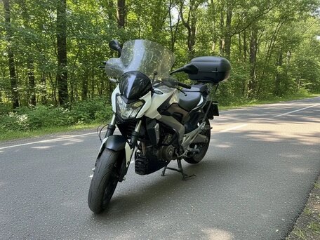 2018 Bajaj Dominar 400, белый, 350000 рублей, вид 4