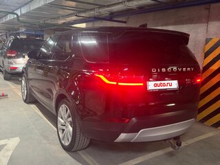 2017 Land Rover Discovery V, чёрный, 3950000 рублей, вид 4