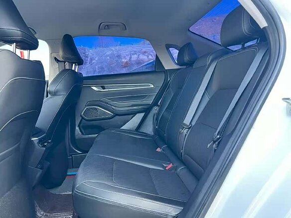 2023 Geely Emgrand II, белый, 1070000 рублей - вид 12