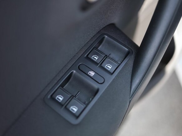 2013 Volkswagen Polo V, белый, 1349000 рублей - вид 12
