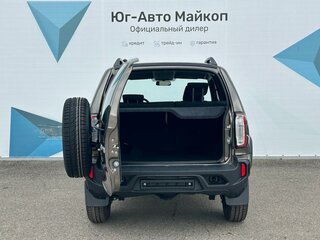 2026 Lada (ВАЗ) Niva Travel I Рестайлинг, серый, 1548000 рублей, вид 5