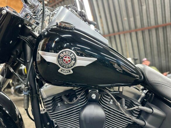 2012 Harley-Davidson Fat Boy, чёрный, 1250000 рублей - вид 18