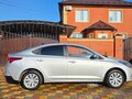 2020 Hyundai Solaris II Рестайлинг, серый, 1575000 рублей - вид 2