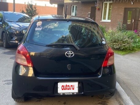 2005 Toyota Vitz II (XP90), чёрный, 549000 рублей, вид 4