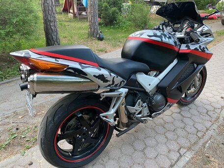 2003 Honda VFR 800, красный, 460000 рублей, вид 1