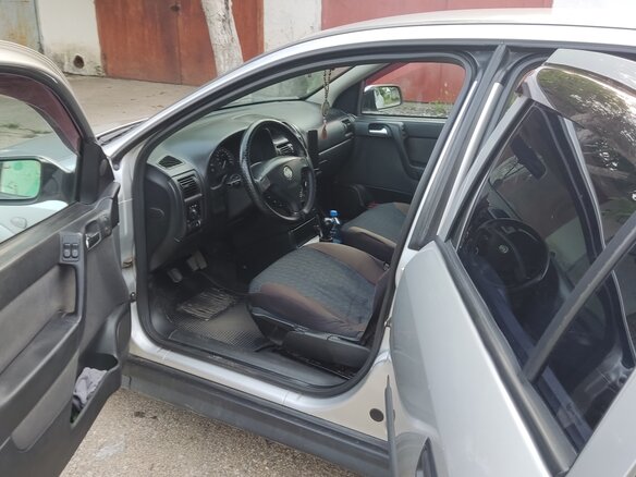 2001 Opel Astra G, серебристый, 370000 рублей - вид 10