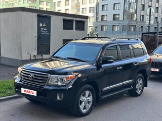 2012 Toyota Land Cruiser 200 Series Рестайлинг 1, чёрный, 3100000 рублей, вид 1