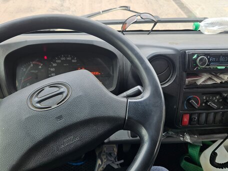 2013 Hino Series 300 (Dutro), белый, 1750000 рублей, вид 3