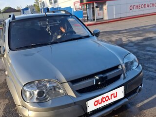 2012 Chevrolet Niva I Рестайлинг, серый, 440000 рублей, вид 1