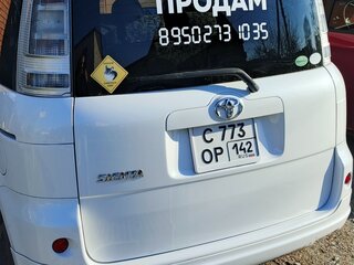 2013 Toyota Sienta I Рестайлинг 2, белый, 935000 рублей, вид 5
